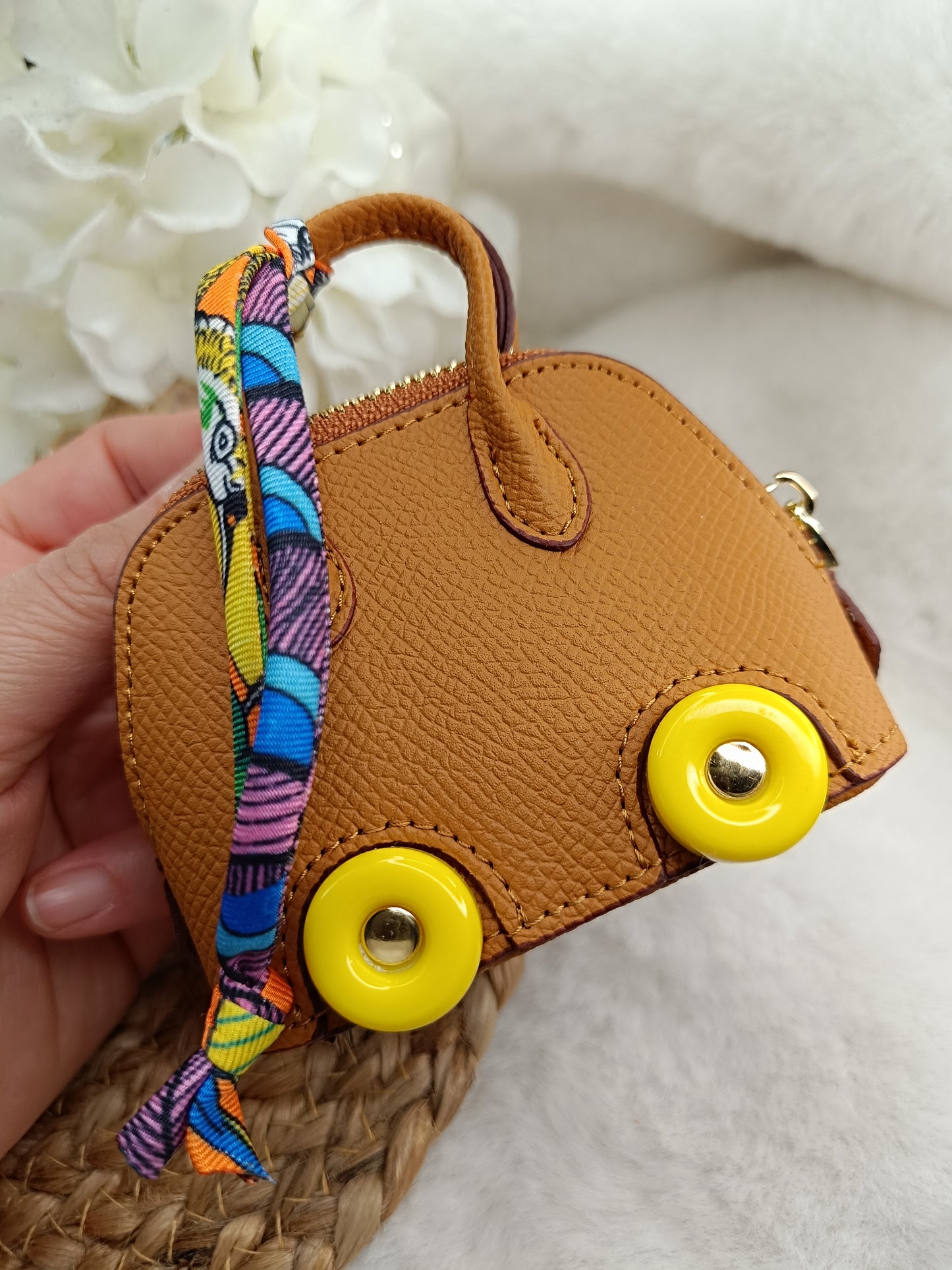 Bolide on wheels like Birkin Bag Anhänger, mini Handtasche