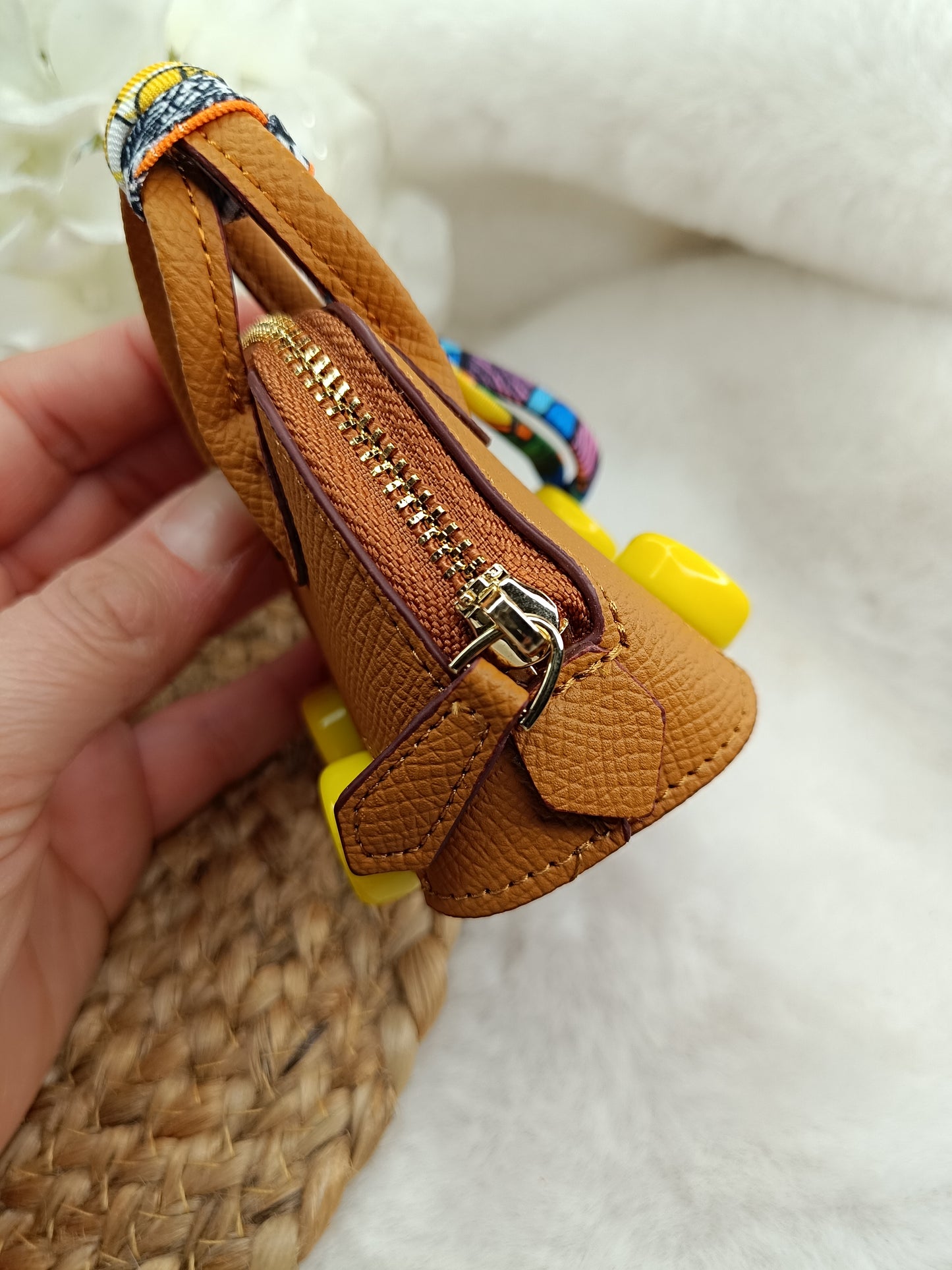 Bolide on wheels like Birkin Bag Anhänger, mini Handtasche