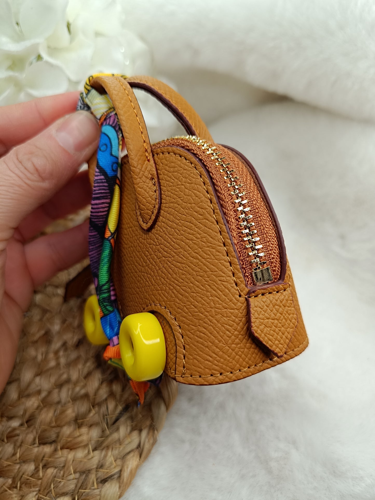 Bolide on wheels like Birkin Bag Anhänger, mini Handtasche