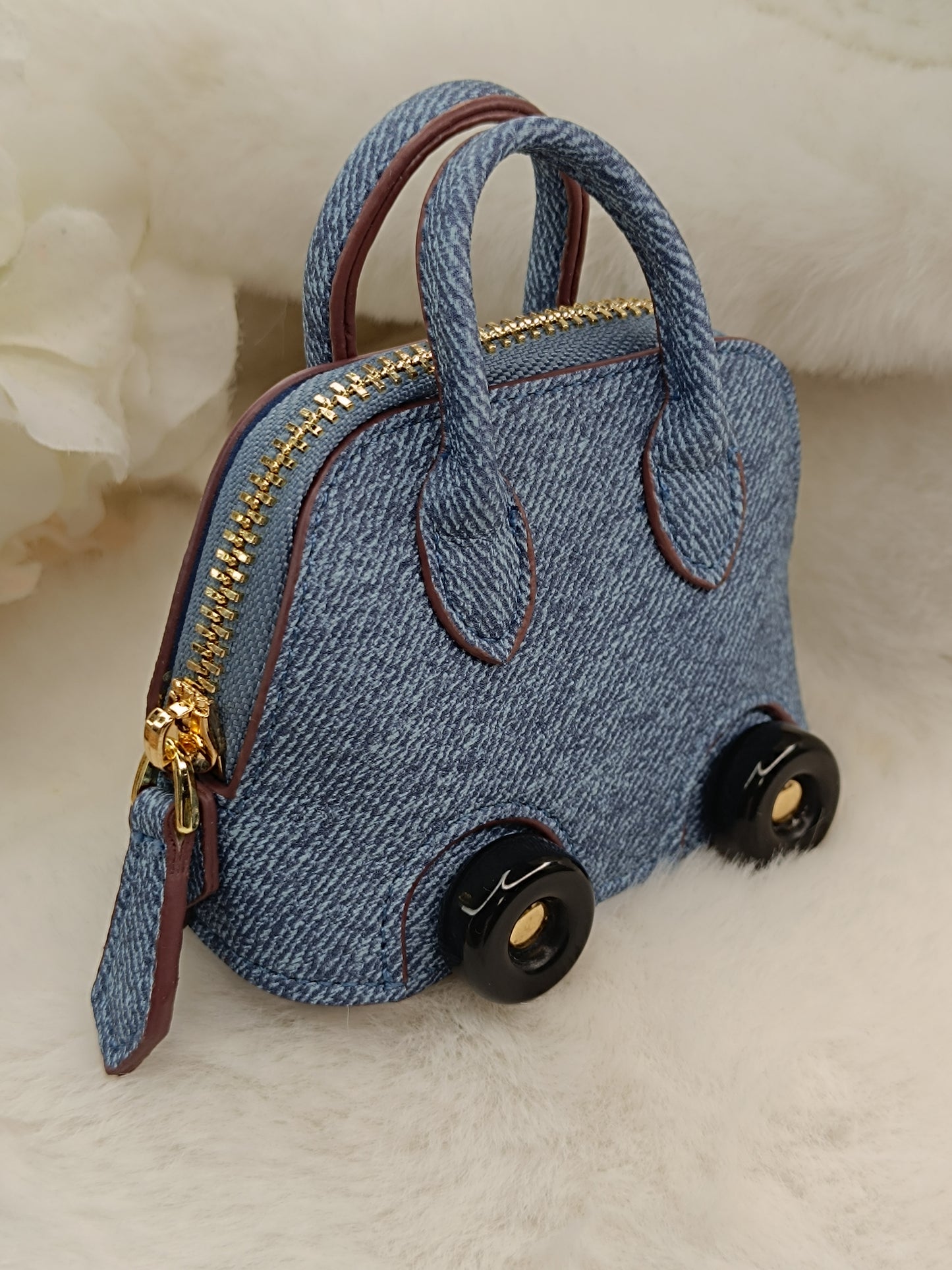 Bolide on wheels like Birkin Bag Anhänger Geldbörse