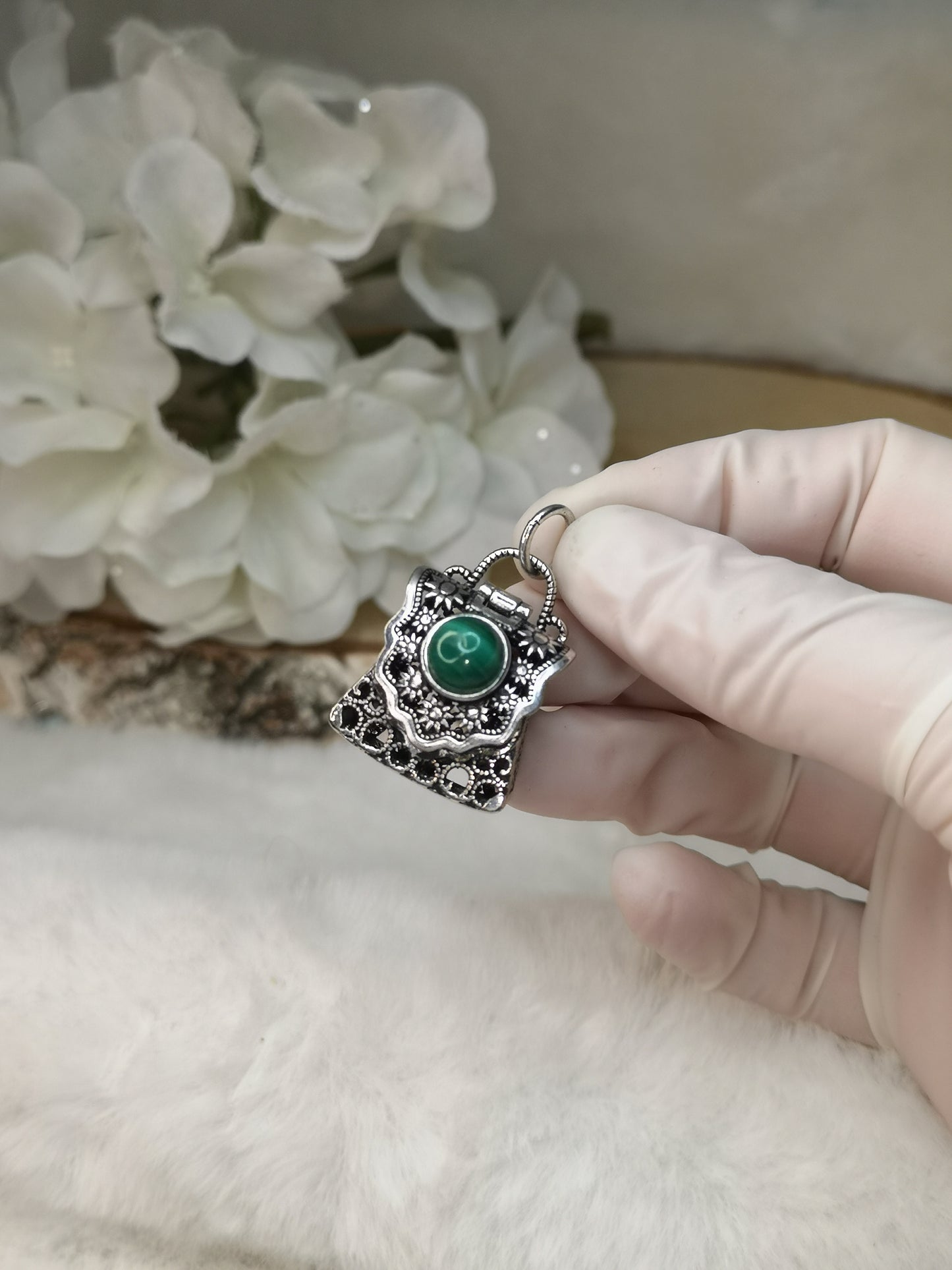 Malachite Anhänger aus Kupfer