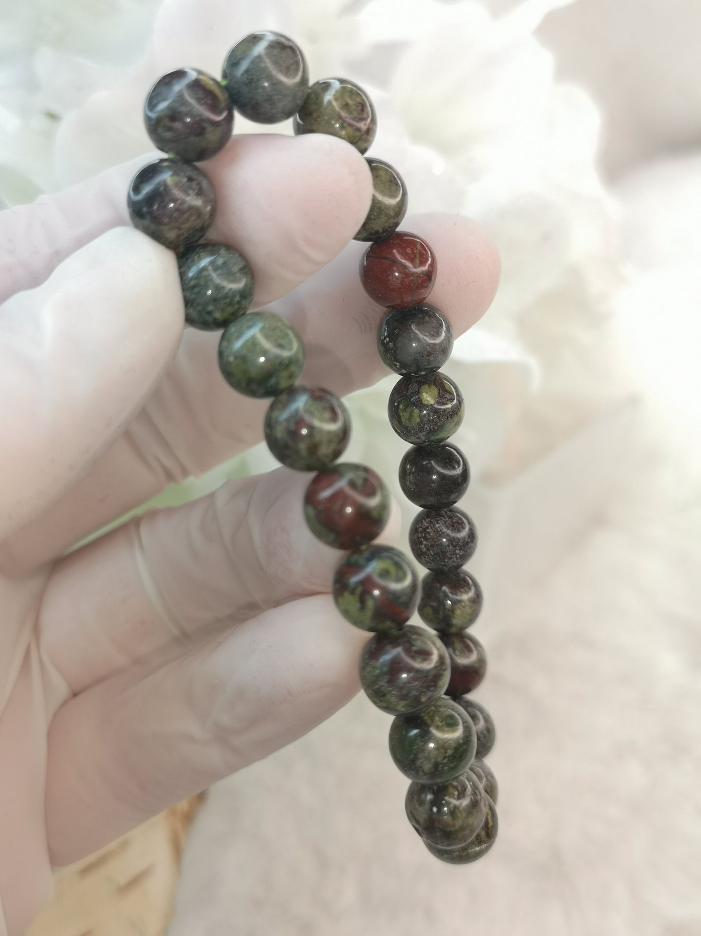 Drachenblut Dragonblood Edelstein Armband