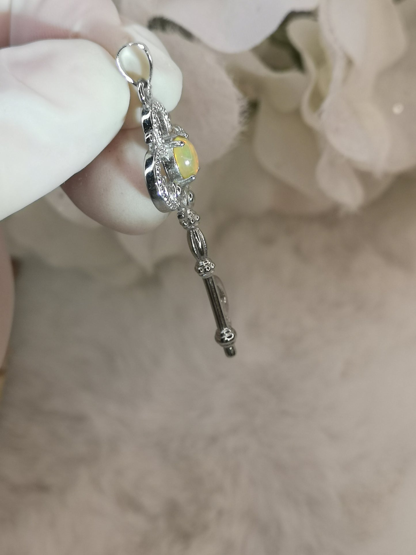 Opal Edelstein, Schlüssel 🗝 Kupfer Ketten Anhänger