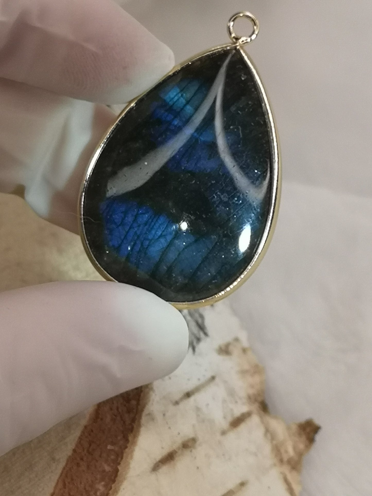 Labradorite Tropfen Edelstein Ketten Anhänger aus Kupfer, goldfarbig
