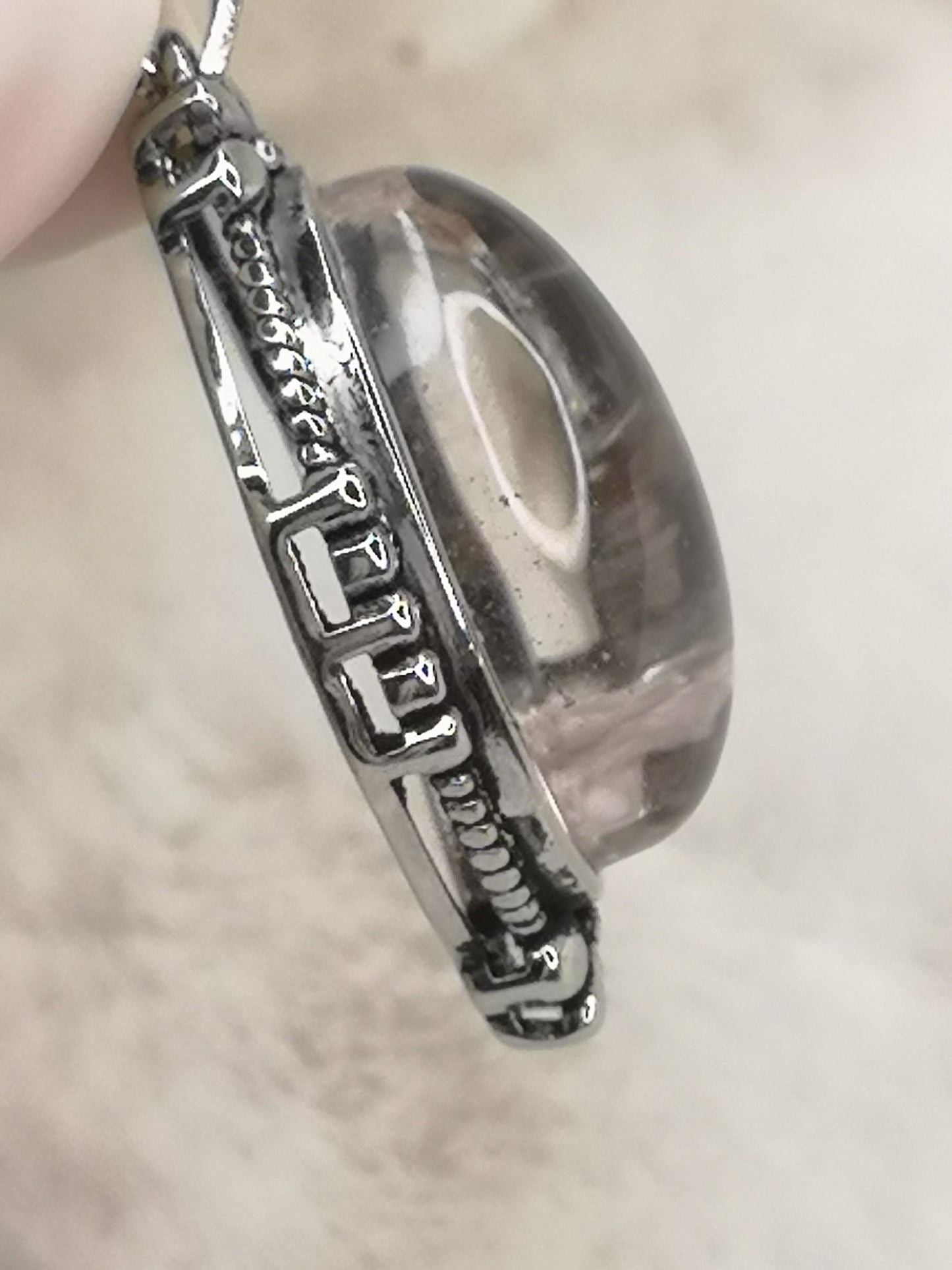 Gartenquartz Edelstein mit Phantomen, Kupfer Ketten Anhänger