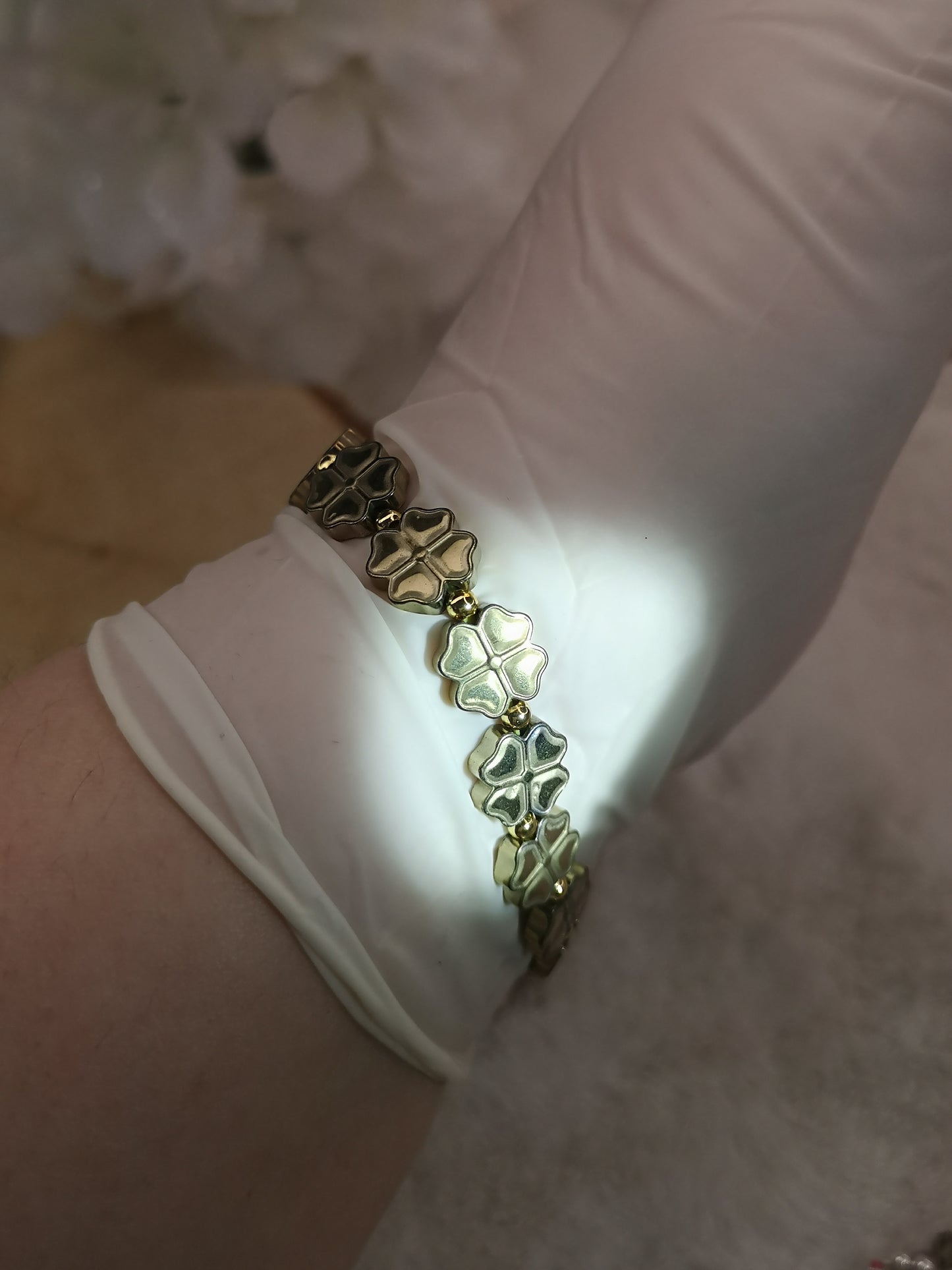 Pyrit Edelstein Armband, Kleeblatt Desgin, dehnbar