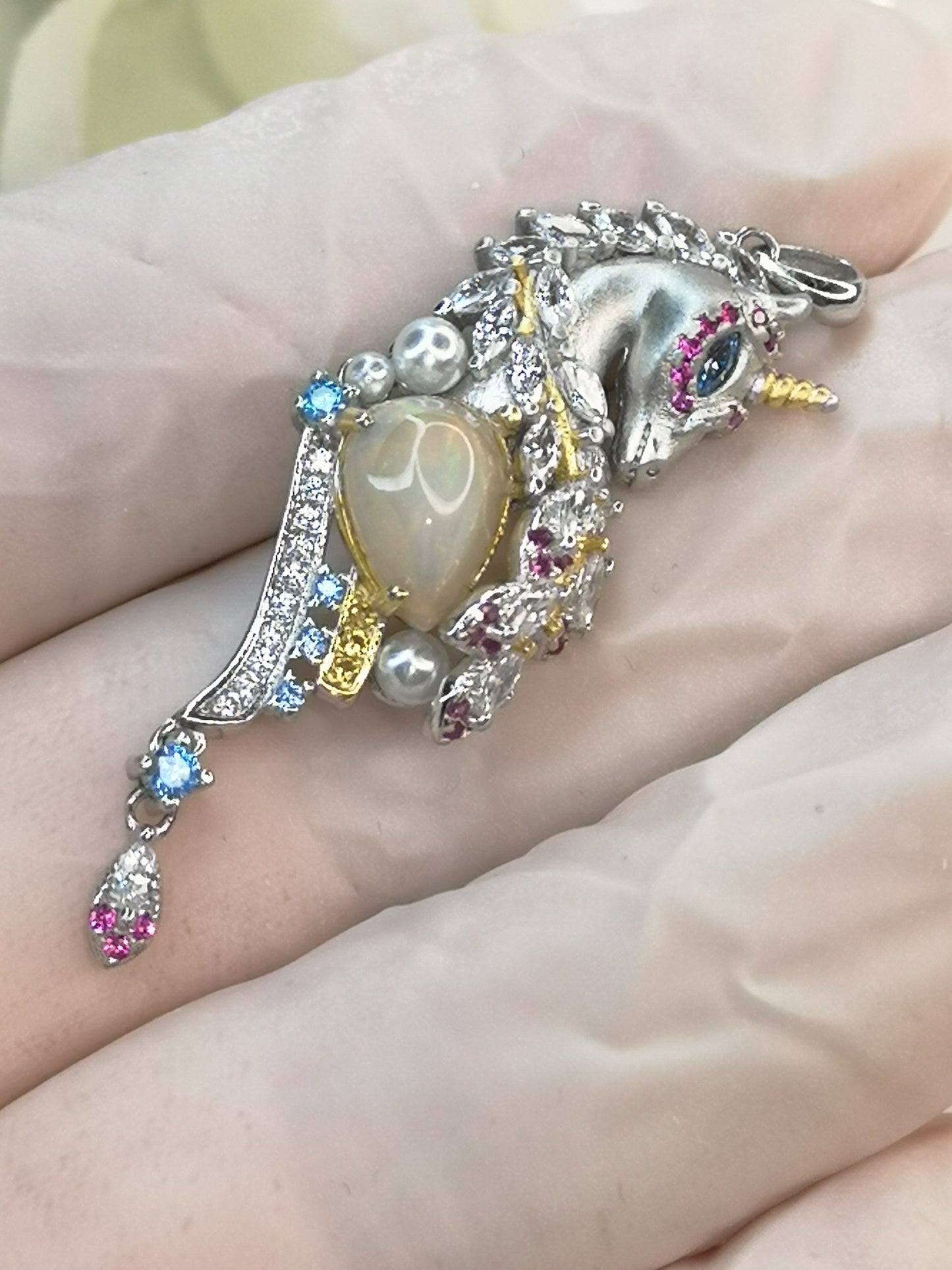 Opal Edelstein, 925 Silber Ketten Anhänger, Einhorn Design