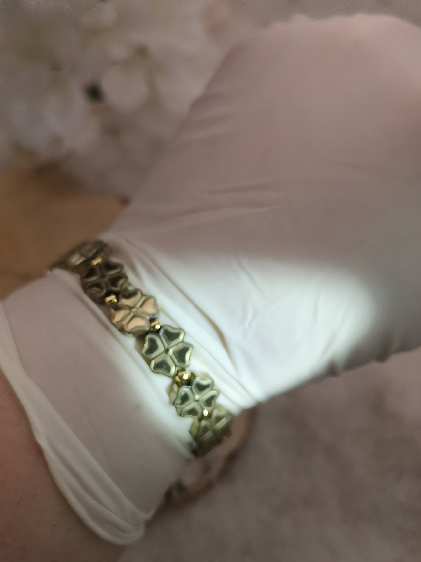 Pyrit Edelstein Armband, Kleeblatt Desgin, dehnbar