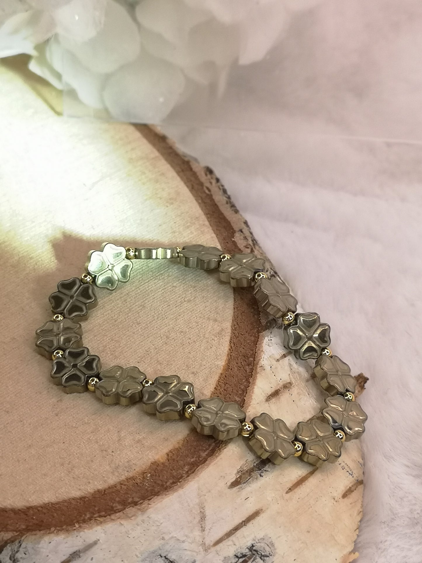 Pyrit Edelstein Armband, Kleeblatt Desgin, dehnbar