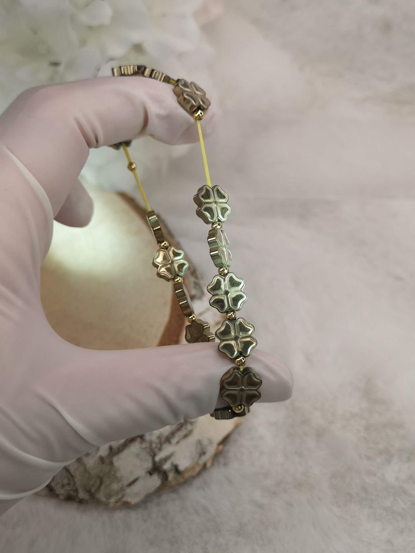 Pyrit Edelstein Armband, Kleeblatt Desgin, dehnbar