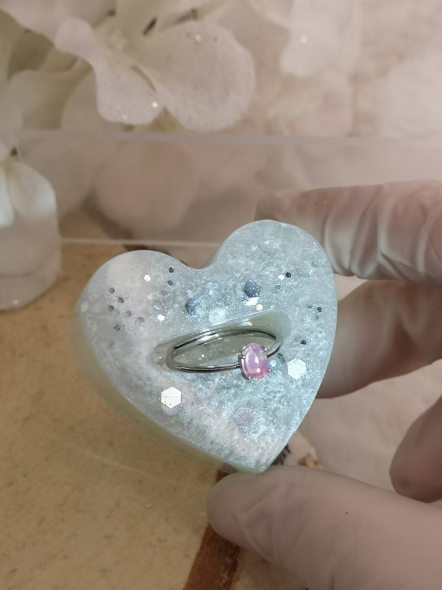 Ring Halter aus Kunstharz by #dayza