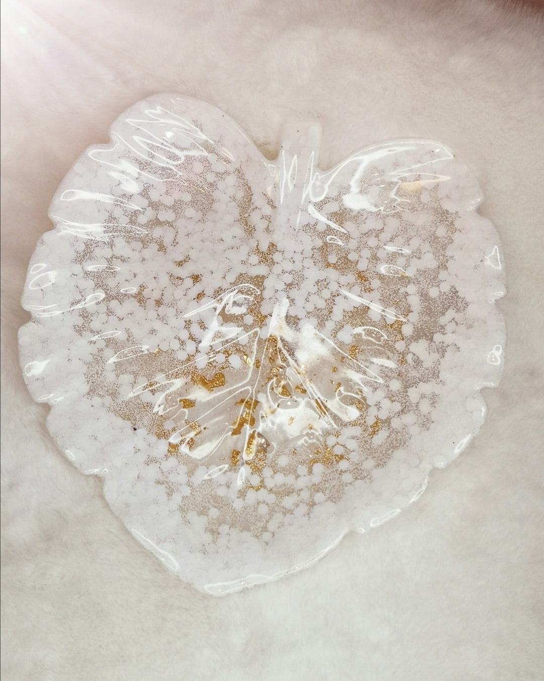 Blatt Deko Schale aus Kunstharz