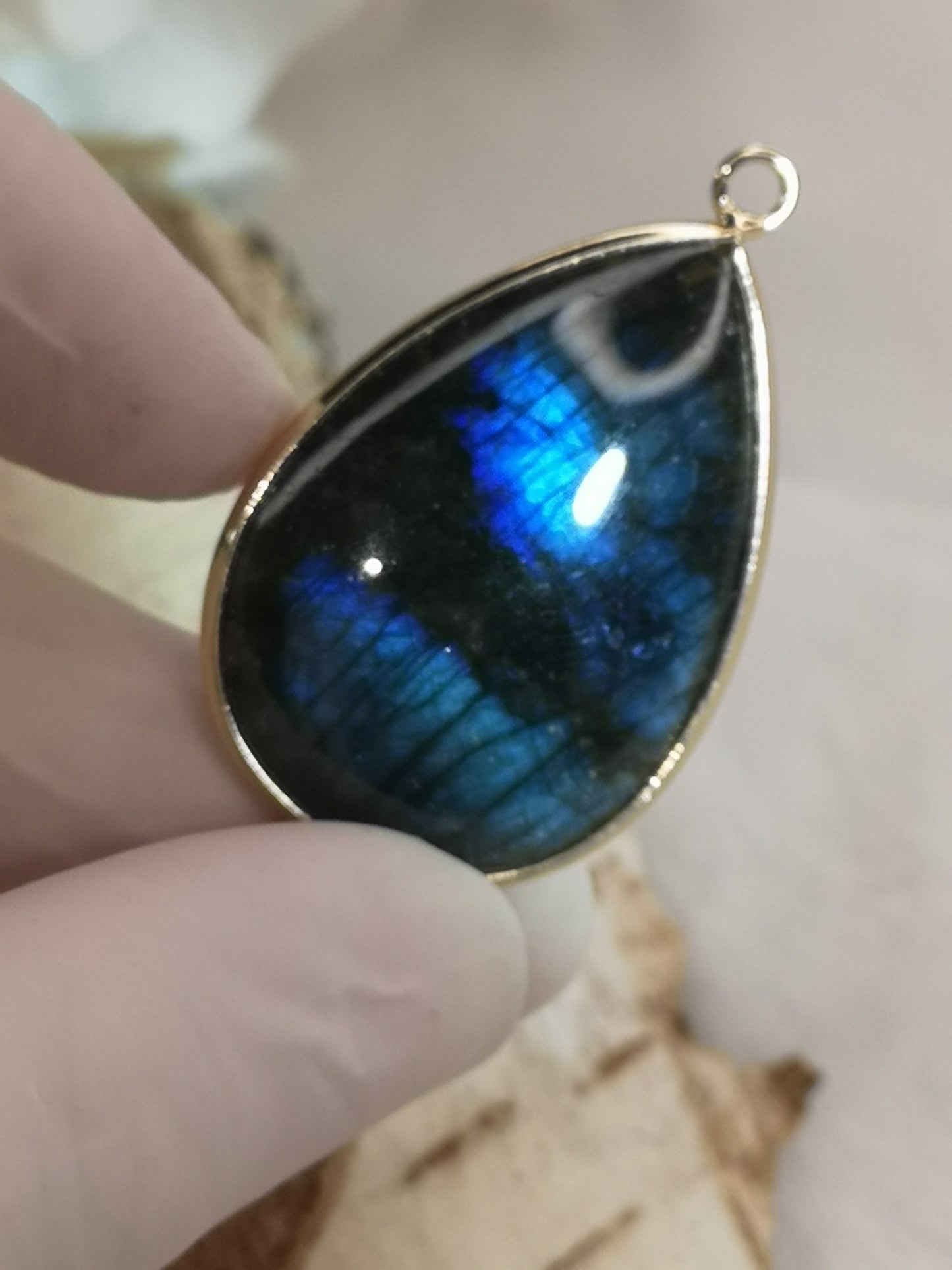 Labradorite Tropfen Edelstein Ketten Anhänger aus Kupfer, goldfarbig