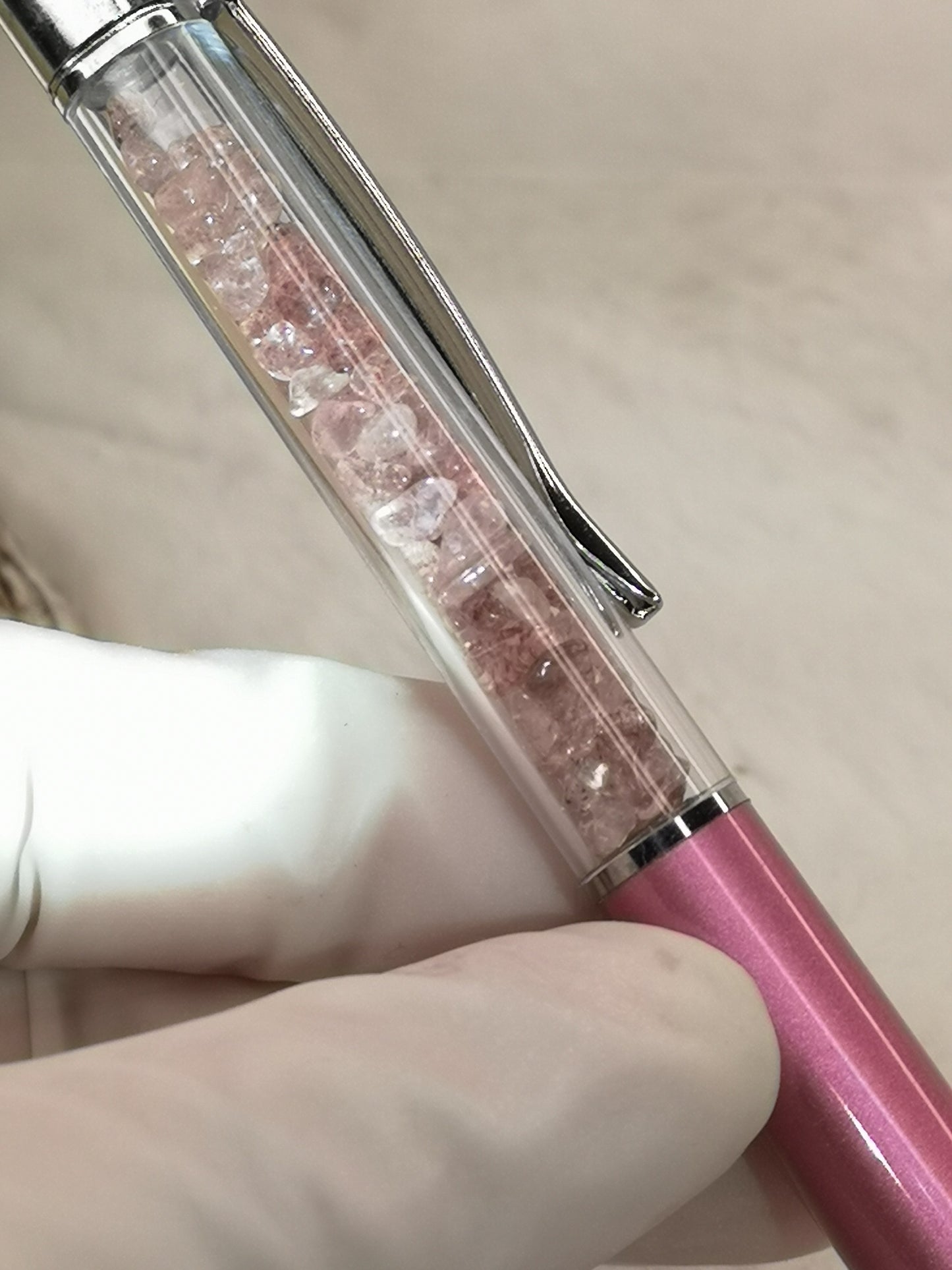 Kugelschreiber mit Rosenquarz Edelsteinchen