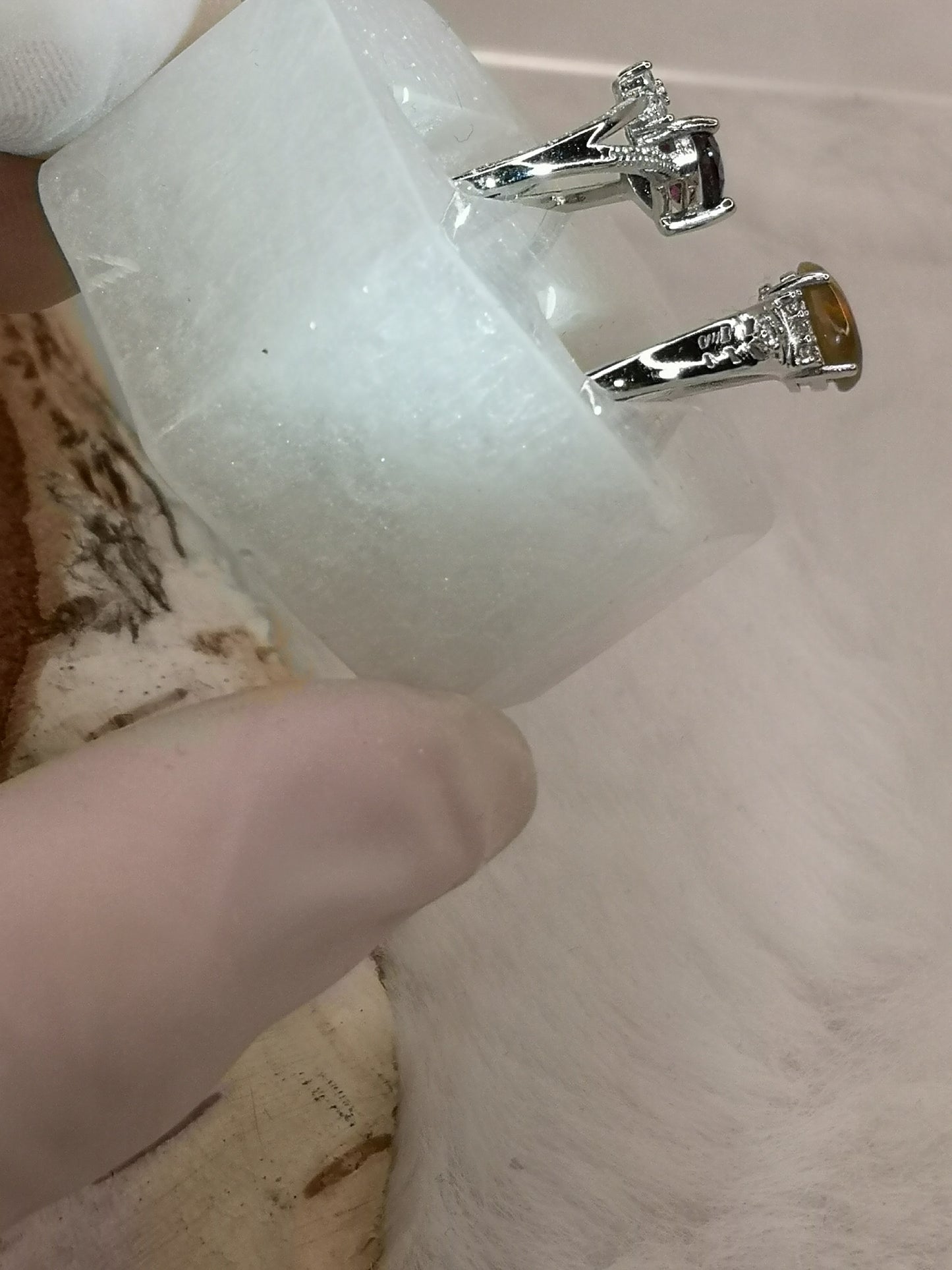 Ring Halter aus Kunstharz Unikat Resinart Handmade #dayza