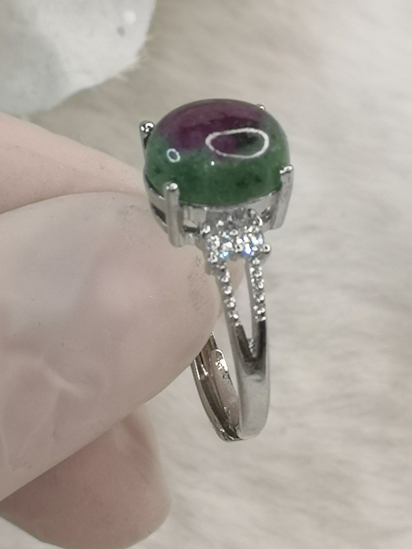 Rubin Zoisit, Kupfer Ring, verstellbar.