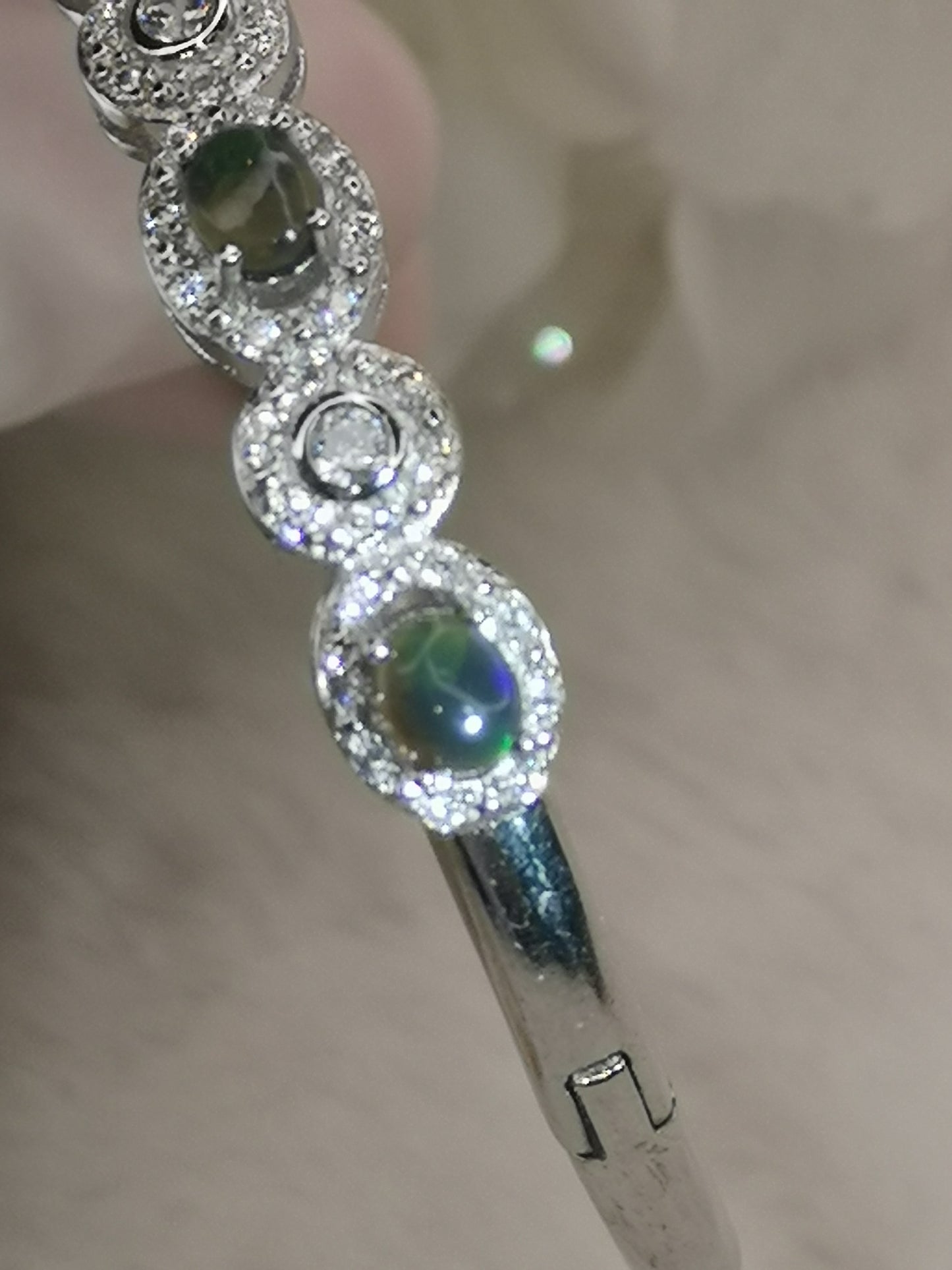 Opal Edelstein, Kupfer Armband