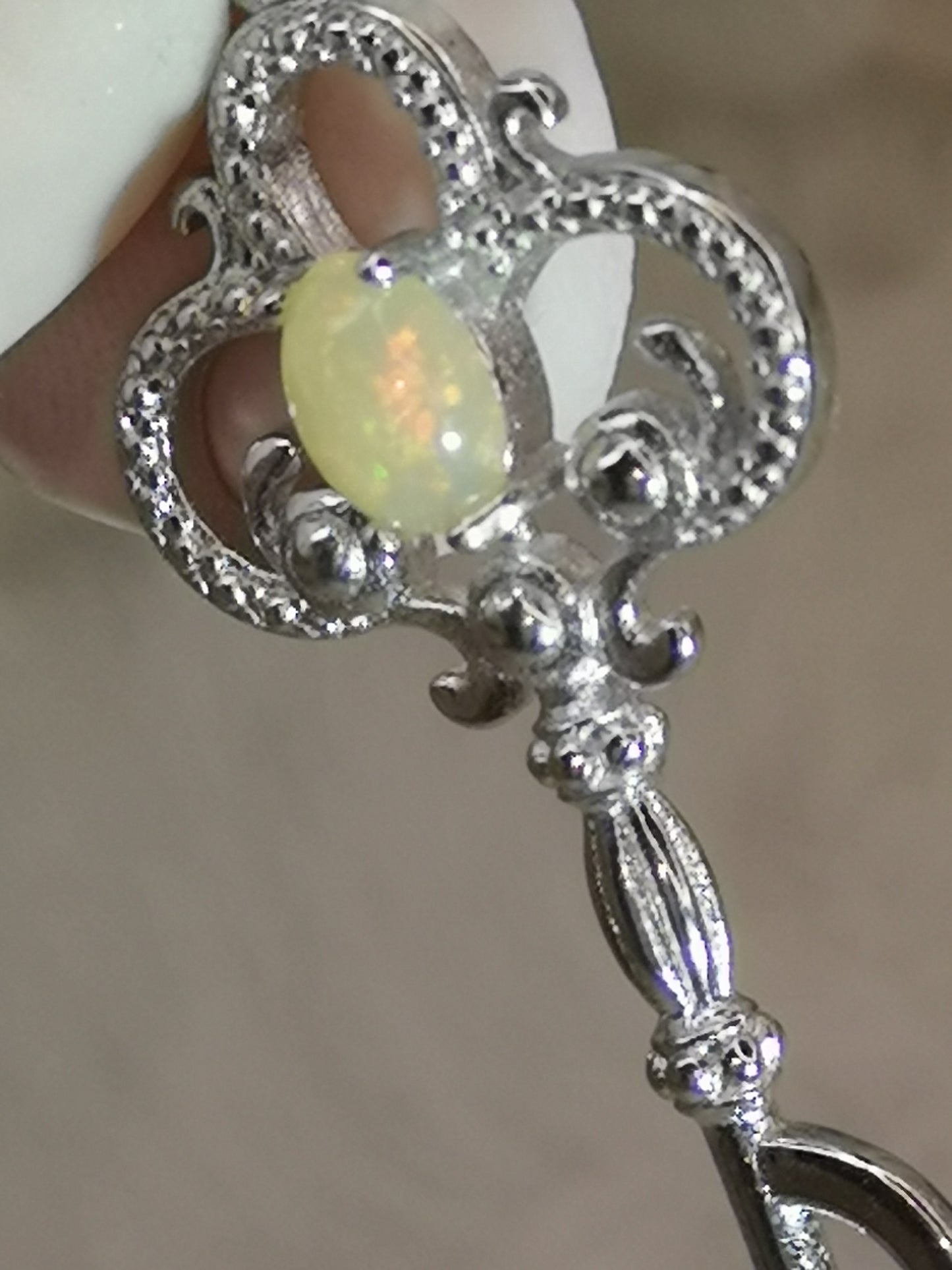 Opal Edelstein, Schlüssel Kupfer Ketten Anhänger